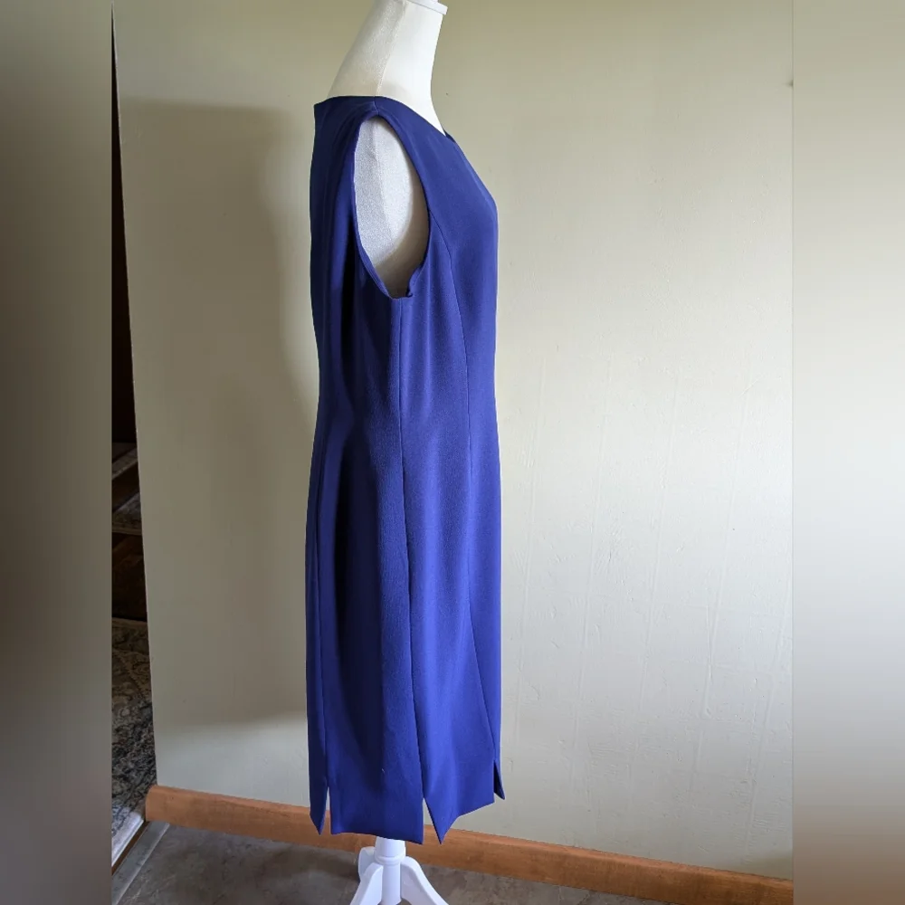 Elegant Kasper Blue Sleeveless Dress - Picture 4 of 7